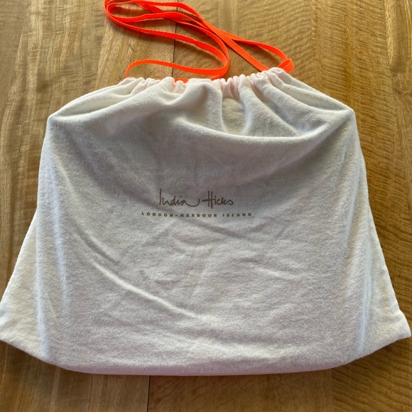 India Hicks Snakeskin clutch in ECU - Picture 13 of 13